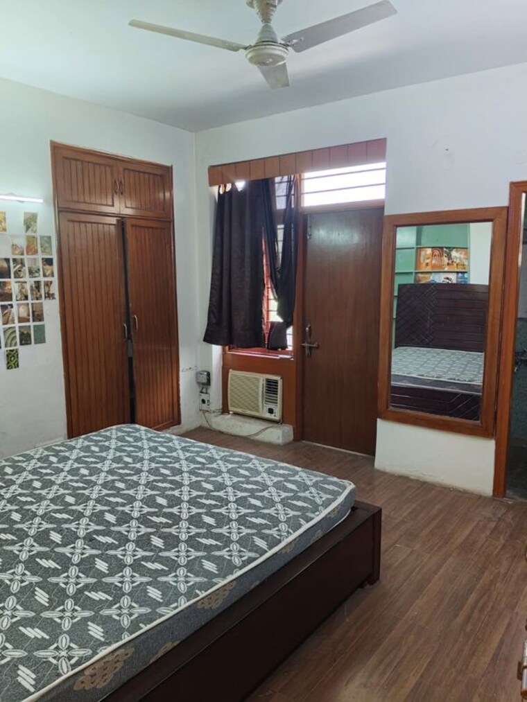 Bedroom, ardee-city-the-residency 3 Bedroom 1800 Sq.Ft. Apartment In Sector 52 Gurgaon 10269341