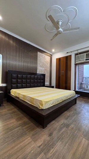 Bedroom in 2 BHK Apartment at Saket – for Rent