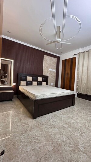 2 BHK Apartment For Rent in Saket