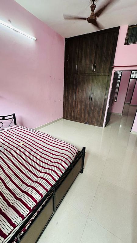 Pg For Rent in Vineet Khand