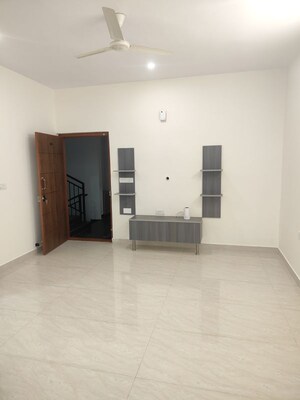 Room in 1 BHK Apartment at New Thippasandra – for Rent