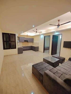 Living Room in 2 BHK Apartment at Saket – for Rent