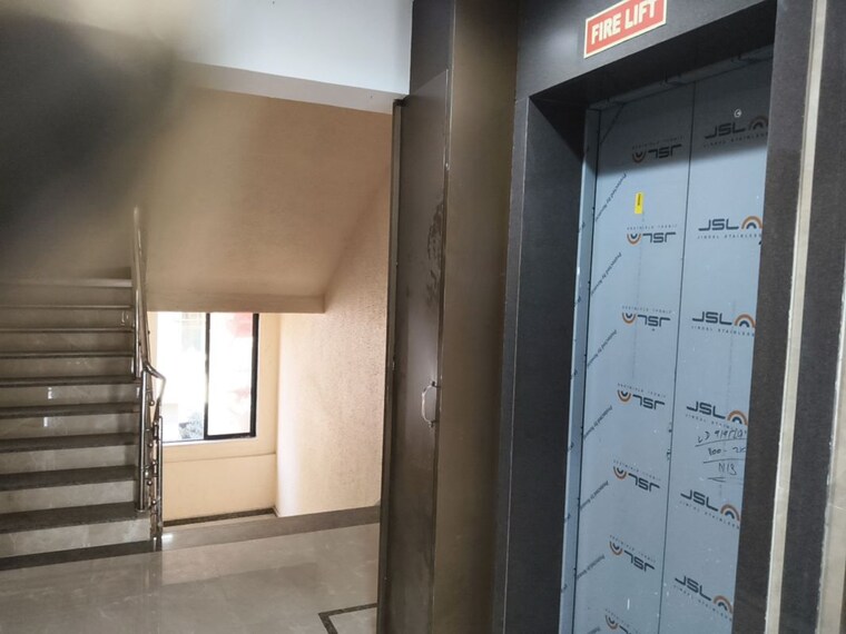 undefined, vile parle west 2 Bedroom 750 Sq.Ft. Apartment In Vile Parle West Mumbai 10269459