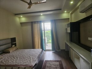 Bedroom in 3 BHK Independent House at Sector 72 – for Rent