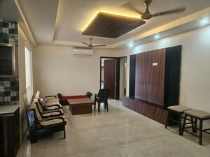 Living Room in 3 BHK Independent House at Sector 72 – for Rent