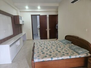 Bedroom in 3 BHK Independent House at Sector 72 – for Rent