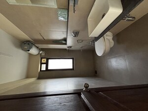 Bathroom in 2 BHK Apartment at Jay Prakash Nagar – for Rent