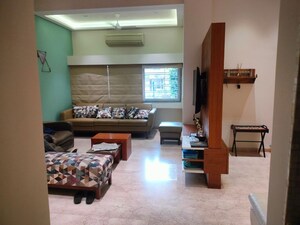 Living Room in 3 BHK Apartment at Navrangpura – for Rent