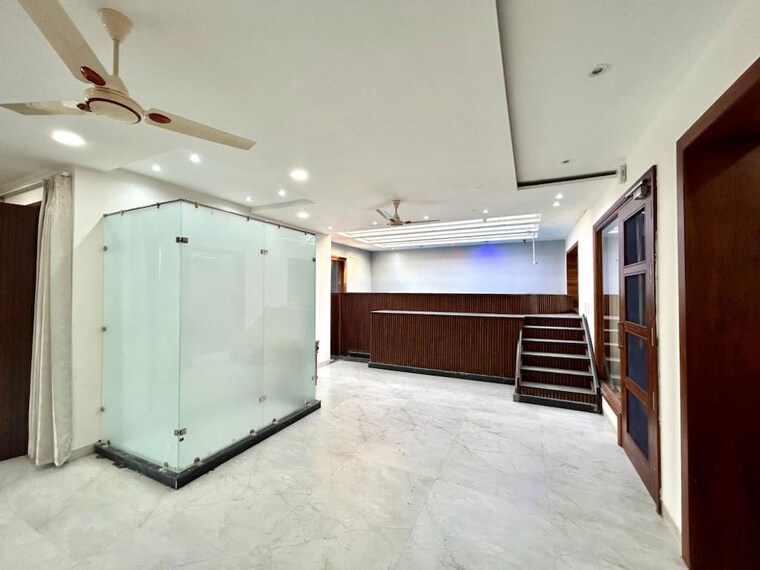 Living Room, sector 6 3 Bedroom 250 Sq.Yd. Builder Floor In Sector 6 Panchkula 10269371