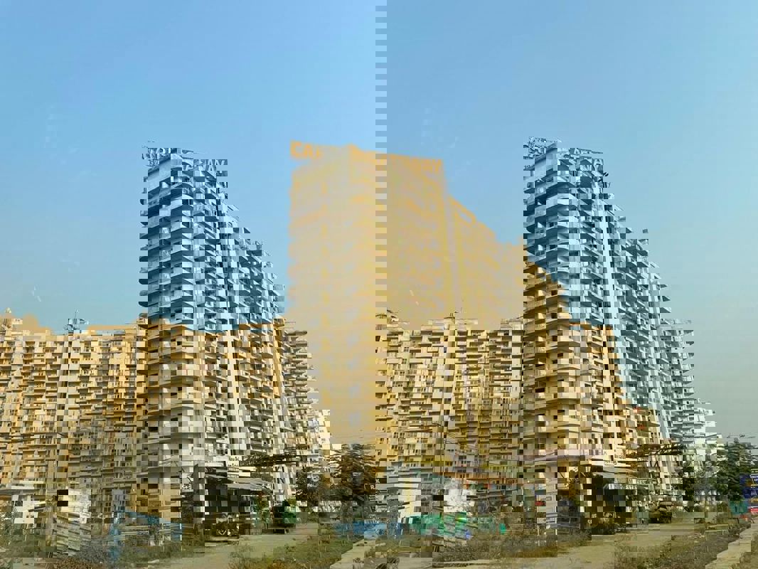 2 BHK +  1422 Sq.Ft. Apartment in Tashee Capital Gateway