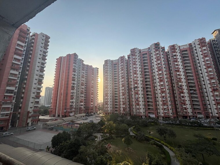 Exterior View, siddharth vihar 3 Bedroom 1378 Sq.Ft. Apartment In Siddharth Vihar Ghaziabad 10269510