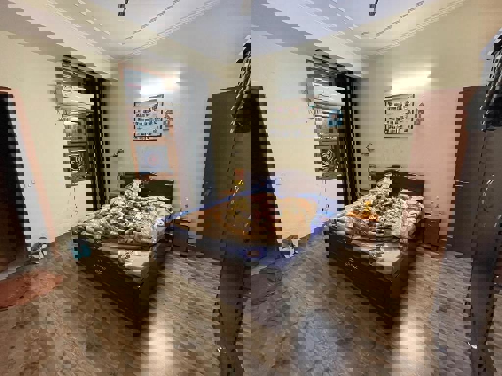 3 BHK 2400 Sq.Ft. Apartment in Raheja Vedaanta Floors