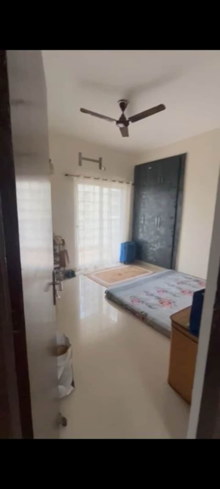 Bedroom, supertech-livingston 3 Bedroom 1320 Sq.Ft. Apartment In Sain Vihar Ghaziabad 10269560