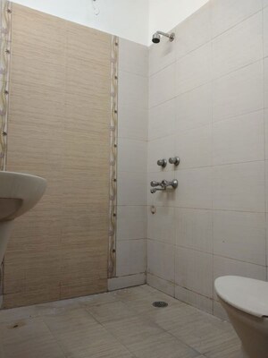 Bathroom in 3 BHK Builder Floor at Delhi Cantonment – for Rent