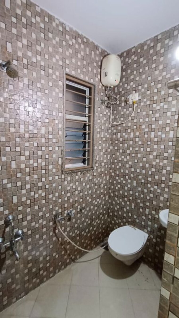 Bathroom, raysan 3 Bedroom 1528 Sq.Ft. Independent House In Raysan Gandhinagar 10269578