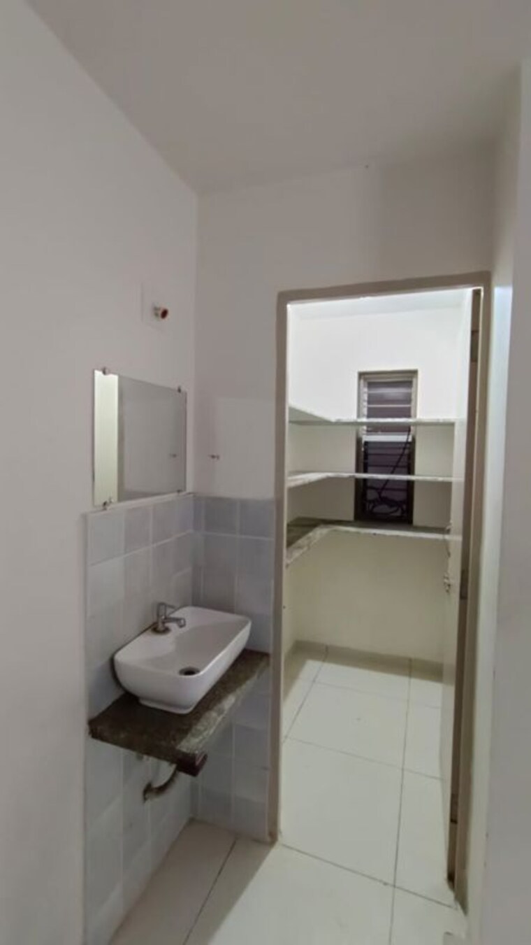 Bathroom, raysan 3 Bedroom 1528 Sq.Ft. Independent House In Raysan Gandhinagar 10269578