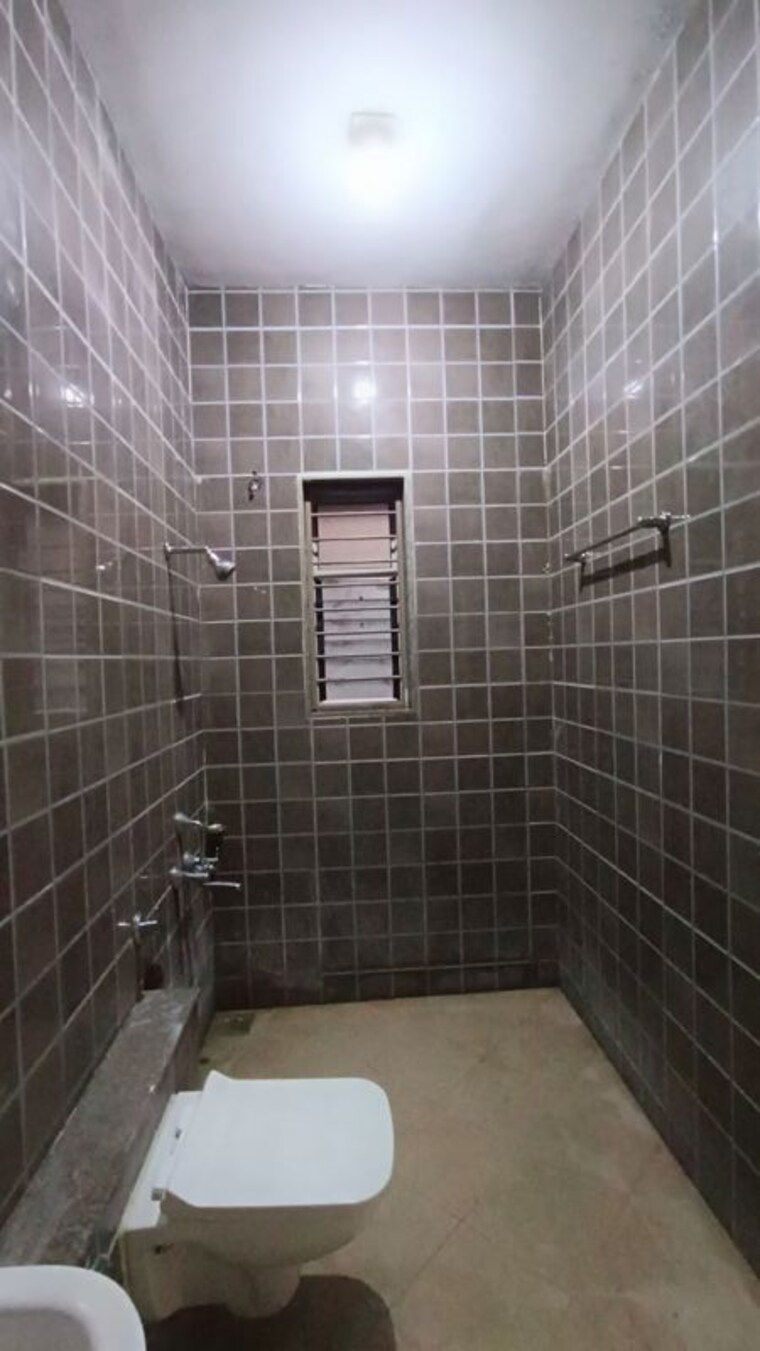 Bathroom, raysan 3 Bedroom 1528 Sq.Ft. Independent House In Raysan Gandhinagar 10269578