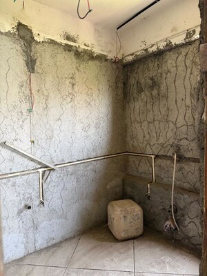 Bathroom in 3 BHK Apartment at Dalmal Park Apartments, Cuffe Parade – for Sale