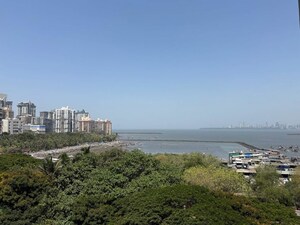 Plot Area in 3 BHK Apartment at Dalmal Park Apartments, Cuffe Parade – for Sale
