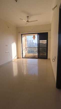 2 BHK Apartment For Rent in K Raheja Interface Heights