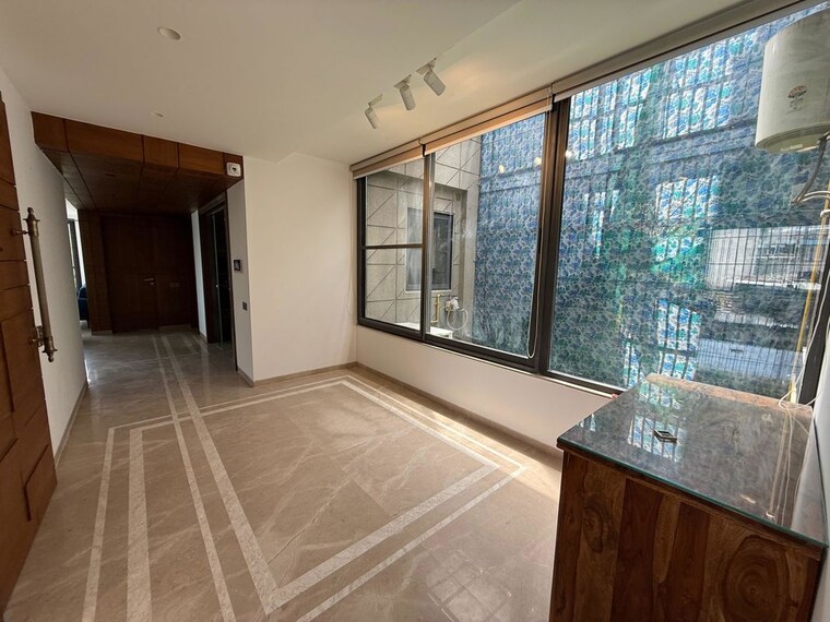 Room, delhi cantonment 4 Bedroom 400 Sq.Yd. Builder Floor In Delhi Cantonment Delhi 10269605