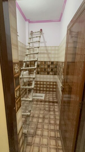 Bathroom in 4 BHK Independent House at Jankipuram Vistar – for Sale