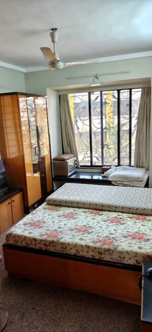 Bedroom in 3 BHK Apartment at Aster Tower, Goregaon East – for Rent