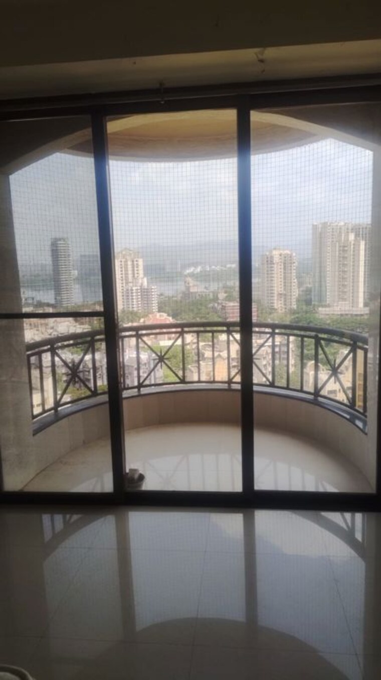 Balcony, hiranandani-gardens-lake-castle 3 Bedroom 1300 Sq.Ft. Apartment In Powai Mumbai 10269654
