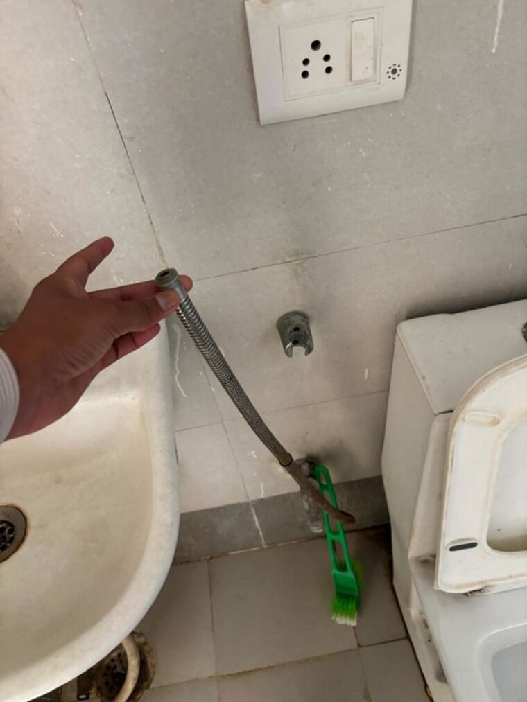 Bathroom, petioles-phase-ii 4 Bedroom 2040 Sq.Ft. Apartment In Sector 92 Gurgaon 10269669