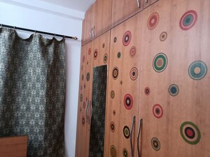 Team Area in 1 BHK Apartment at Golf Links – for Rent