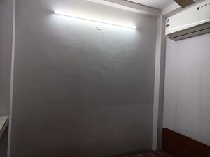 Room in 1 BHK Apartment at Golf Links – for Rent