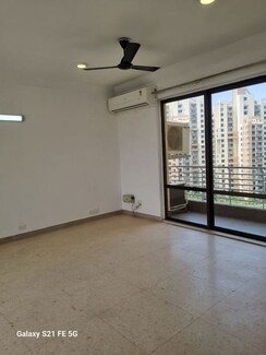 3 BHK Apartment For Rent in Unitech Fresco