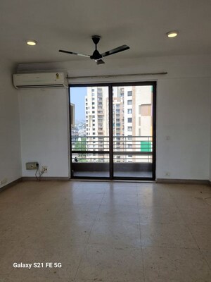 Living Room in 3 BHK Apartment at Unitech Fresco, Sector 50 – for Rent