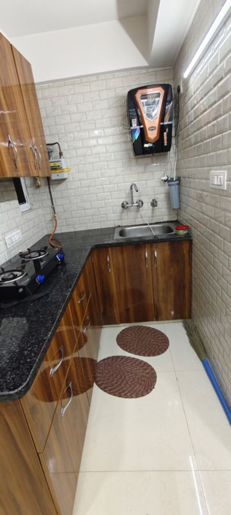 Kitchen, golf links 1 Bedroom 550 Sq.Ft. Apartment In Golf Links Delhi 10269690