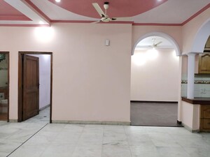 2 BHK Builder Floor For Rent in Rajouri Garden