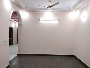 Room in 2 BHK Builder Floor at Rajouri Garden – for Rent