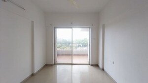 Room in 2 BHK Apartment at Casa Vibrante, Pisoli – for Rent