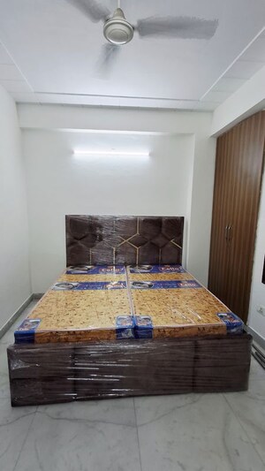 Bedroom in 2 BHK Apartment at Freedom Fighters Vihar – for Rent