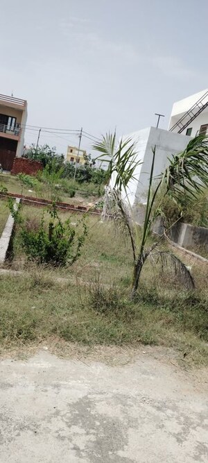  Plot For Sale in Yashoda Kunj