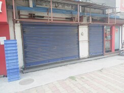 Showroom For Rent in Park Street