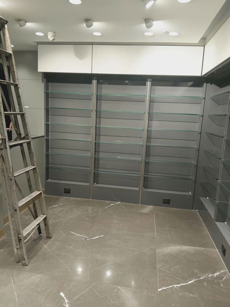 Exterior View, park street Commercial Showroom 1600 Sq.Ft. In Park Street Kolkata 10232906