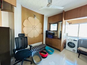 Master Bedroom in 2 BHK Apartment at Shivalik Apartment Prabhadevi, Prabhadevi – for Rent