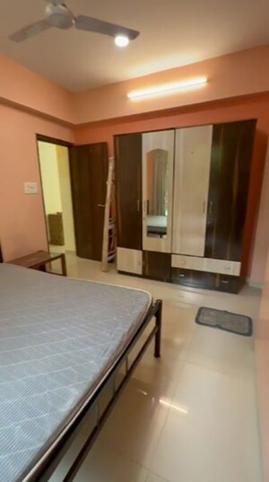 Bedroom in 2 BHK Apartment at Vijaya Heritage, Chembur – for Rent