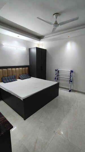 Bedroom in 1 BHK Builder Floor at Agrim Apartment, Sector 43 – for Rent