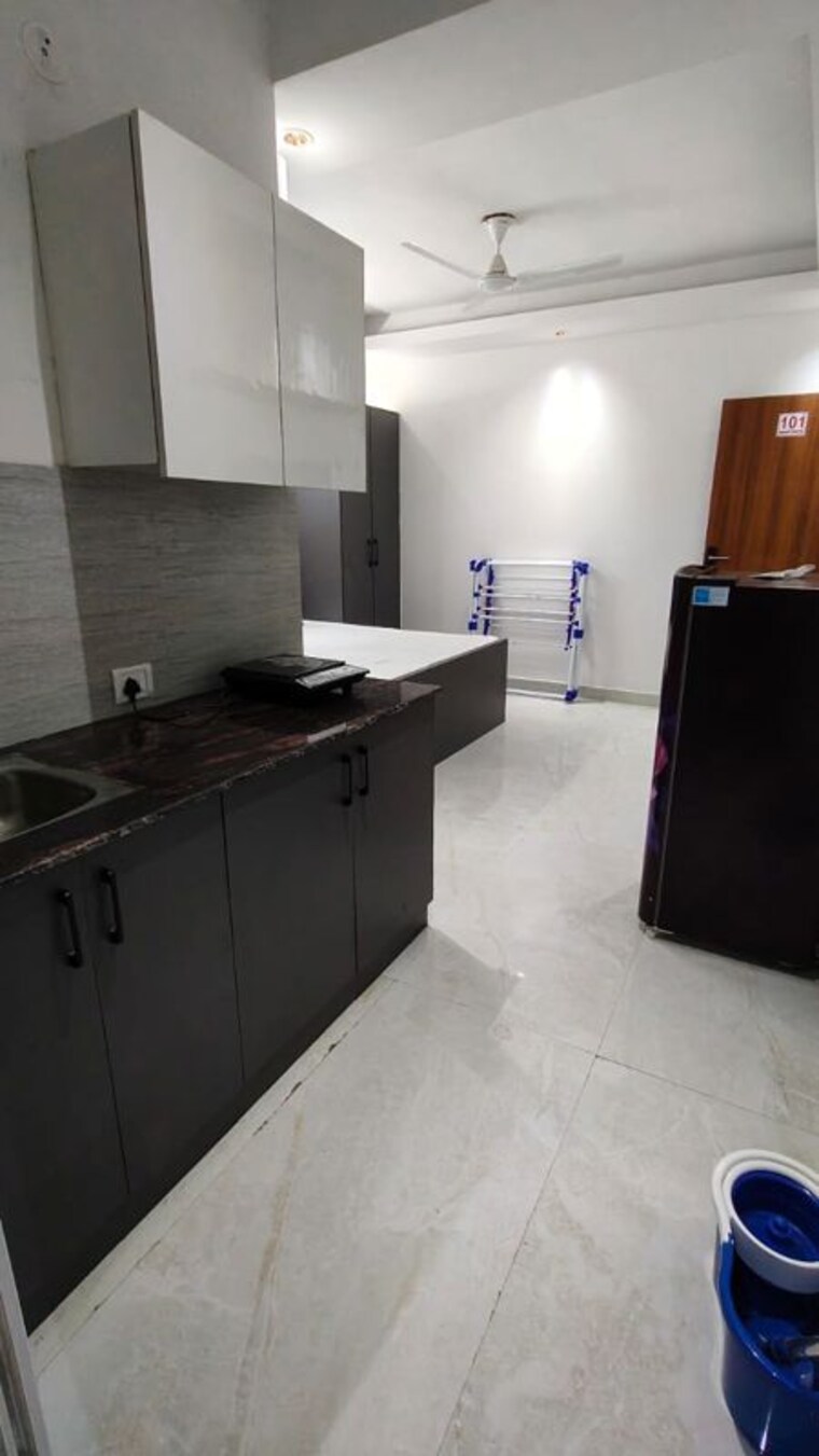 Kitchen, agrim-apartment 1 Bedroom 350 Sq.Ft. Builder Floor In Sector 43 Gurgaon 10269819