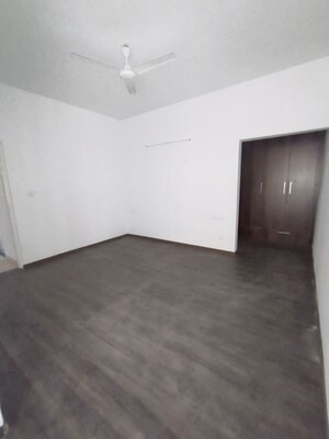 Room in 3 BHK Apartment at Sushma Grande Nxt, Lohgarh – for Rent