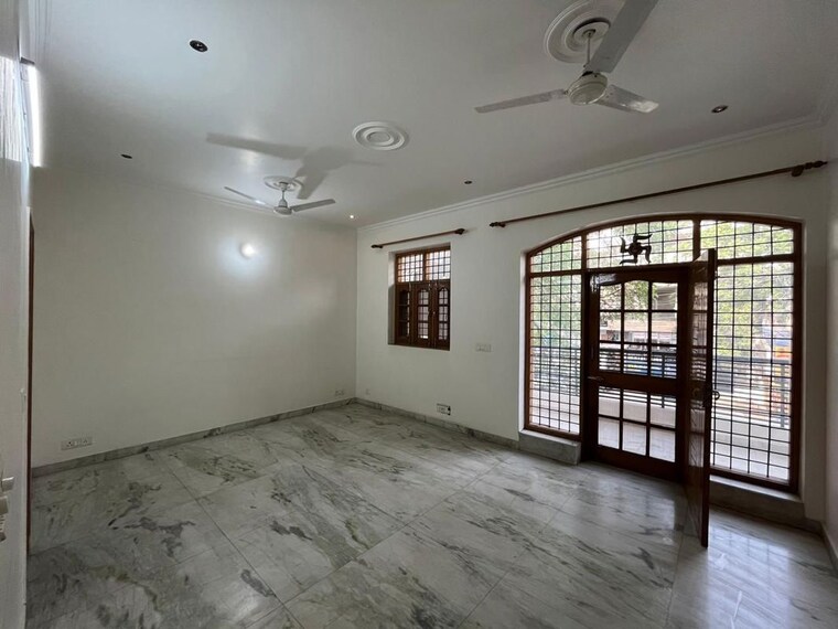 Room, tdi-the-retreat 3 Bedroom 2149 Sq.Ft. Builder Floor In Sector 89 Faridabad 10269843