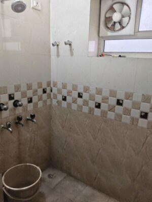 Bathroom in 1 BHK Apartment at Arawali Apartments, Sector 52 – for Rent