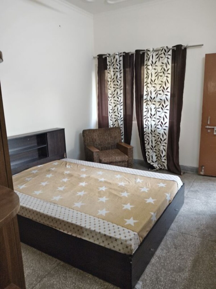 Bedroom, arawali-apartments 1 Bedroom 600 Sq.Ft. Apartment In Sector 52 Noida 10269849