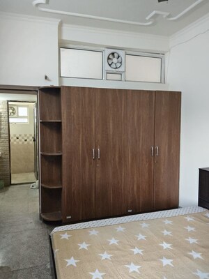 1 BHK Apartment For Rent in Arawali Apartments, Sector 52